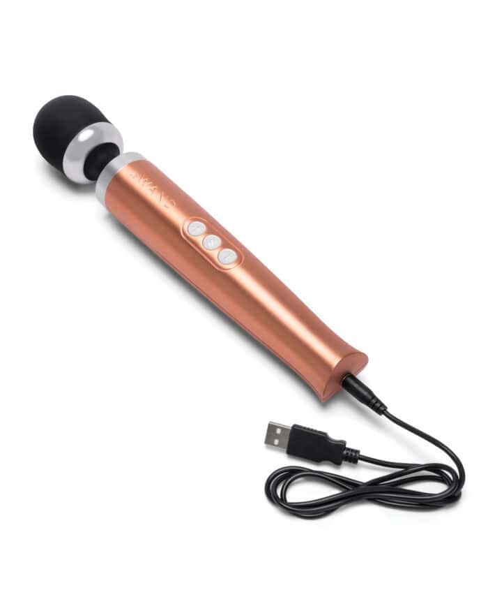 Le Wand Die Cast Rechargeable Massager - Rose Gold - Image 5