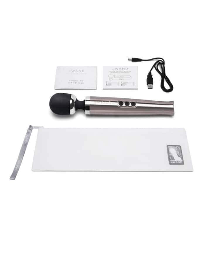 Le Wand Die Cast Rechargeable Massager - Silver - Image 3