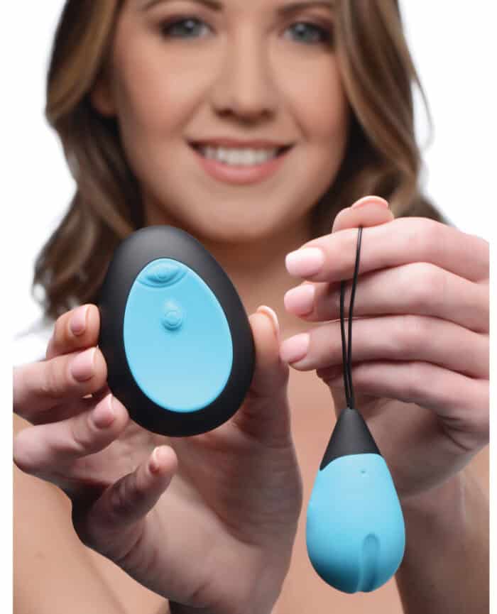 Bang! 10X Silicone Vibrating Egg - Blue - Image 4